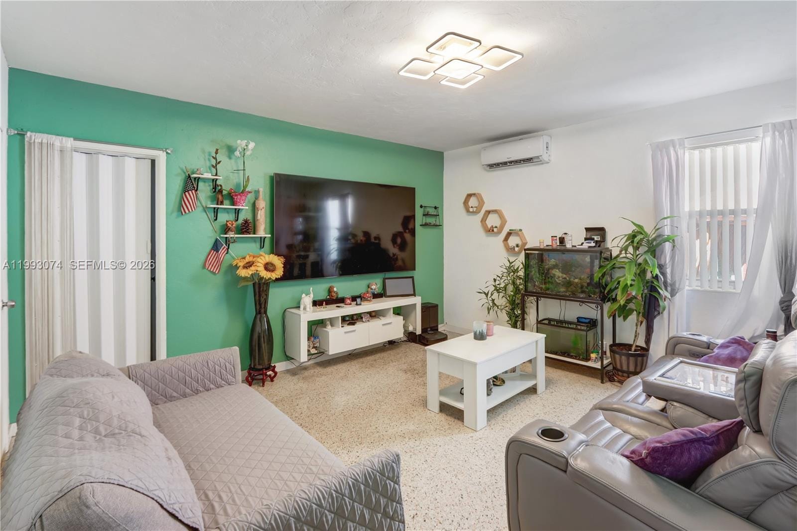 3675 NW 5th Street, Miami, FL 33125 photo 4