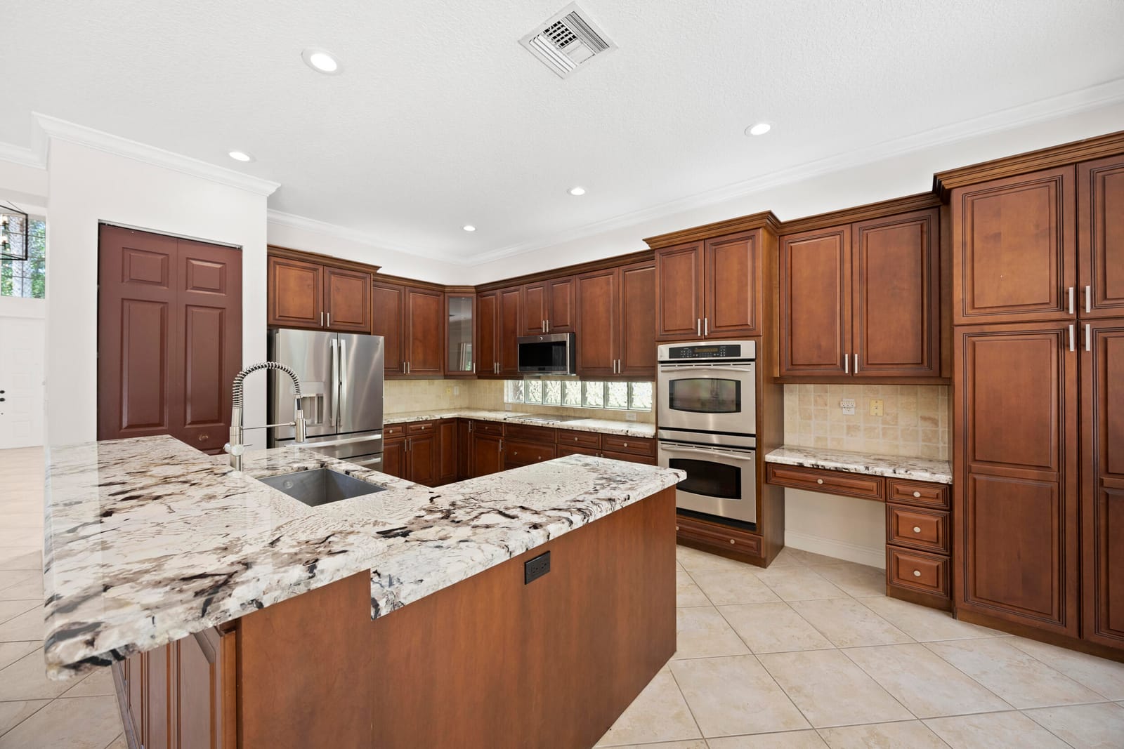9830 Savona Winds Drive — photo 12