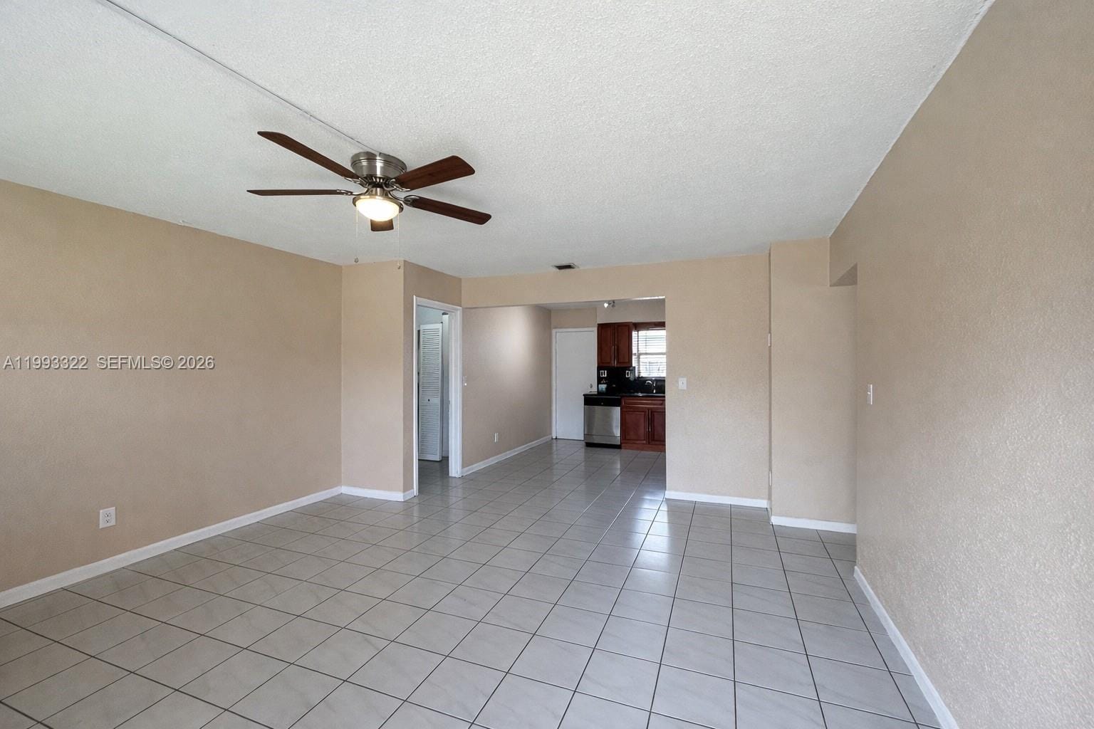 5644 Pierce Street — photo 3