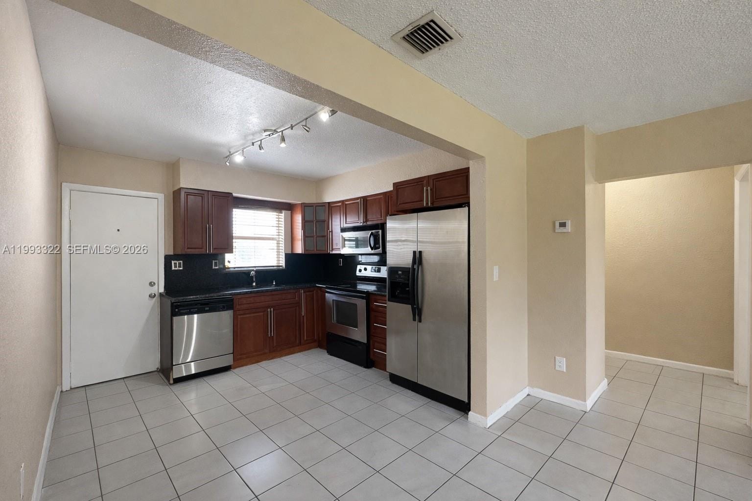 5644 Pierce Street — photo 4