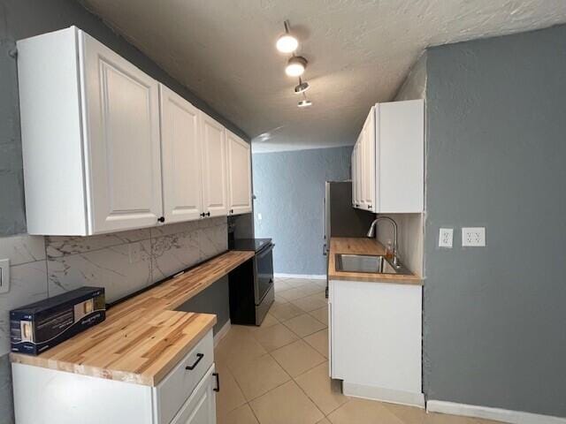 1749 NW 18th Street, Fort Lauderdale, FL 33311 photo 2