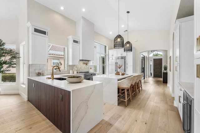 8198 Spyglass Drive, sold in Ironhorse Par C, West Palm Beach, FL