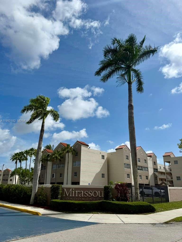 6115 NW 186th Street 104, Hialeah, FL 33015, Hialeah