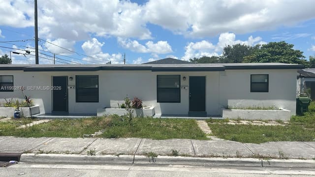 2005 Ali Baba Avenue, Opa-Locka, FL 33054