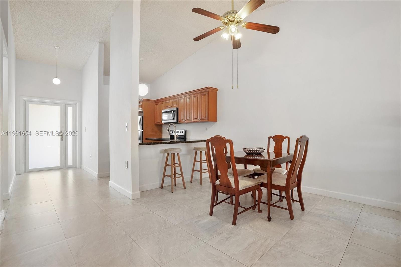 6723 NW 188th Terrace, Hialeah, FL 33015 photo 6