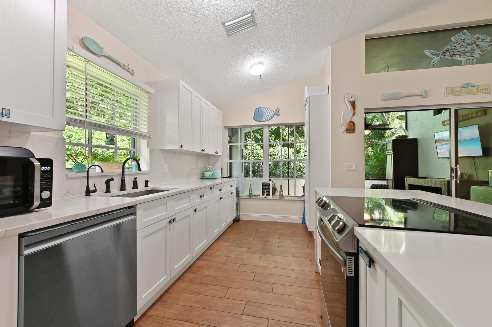 292 Sherwood Forest Drive, Delray Beach, FL 33445 photo 3