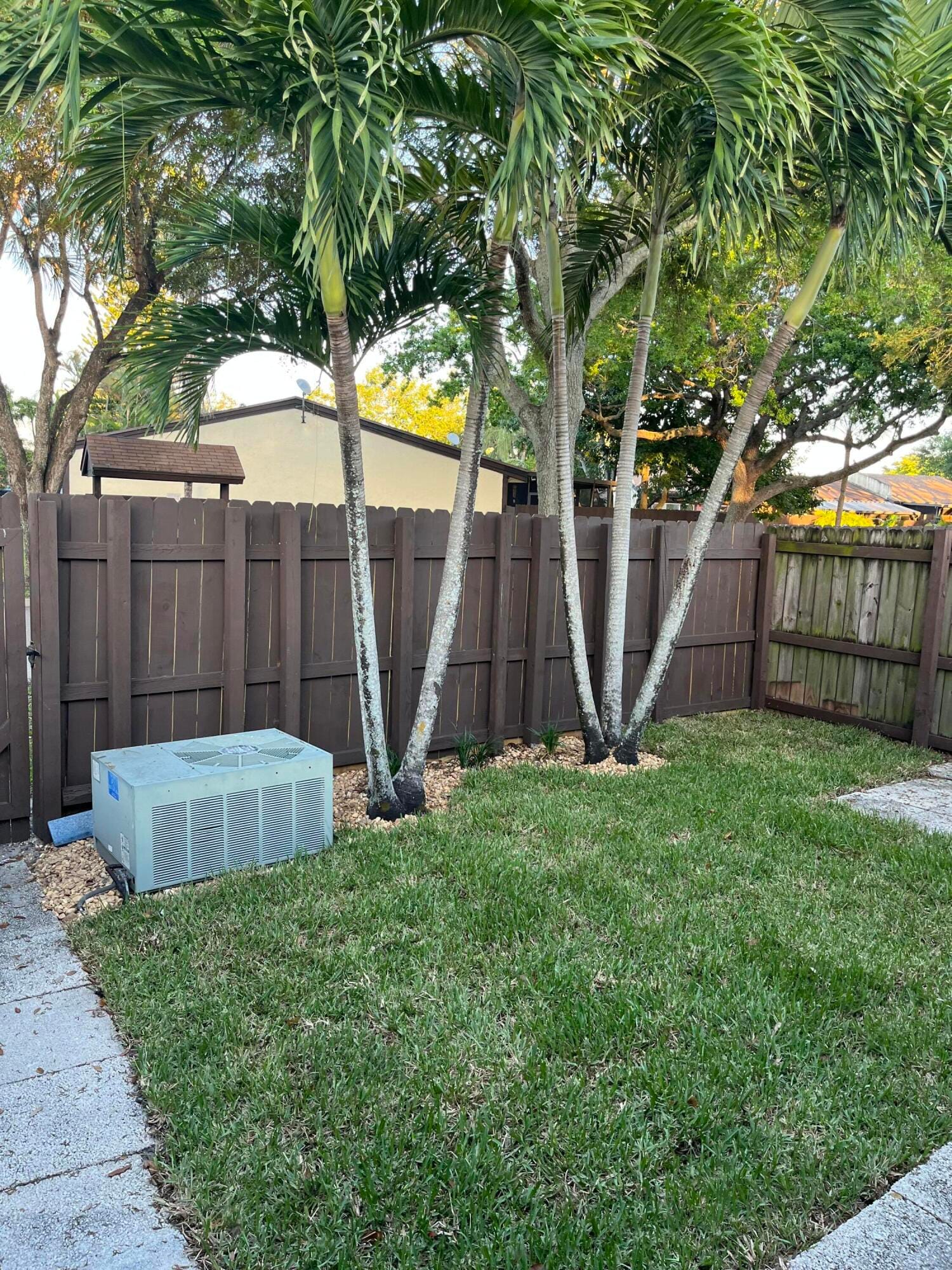 2301 Buttonwood Avenue, Pembroke Pines, FL 33026 photo 14