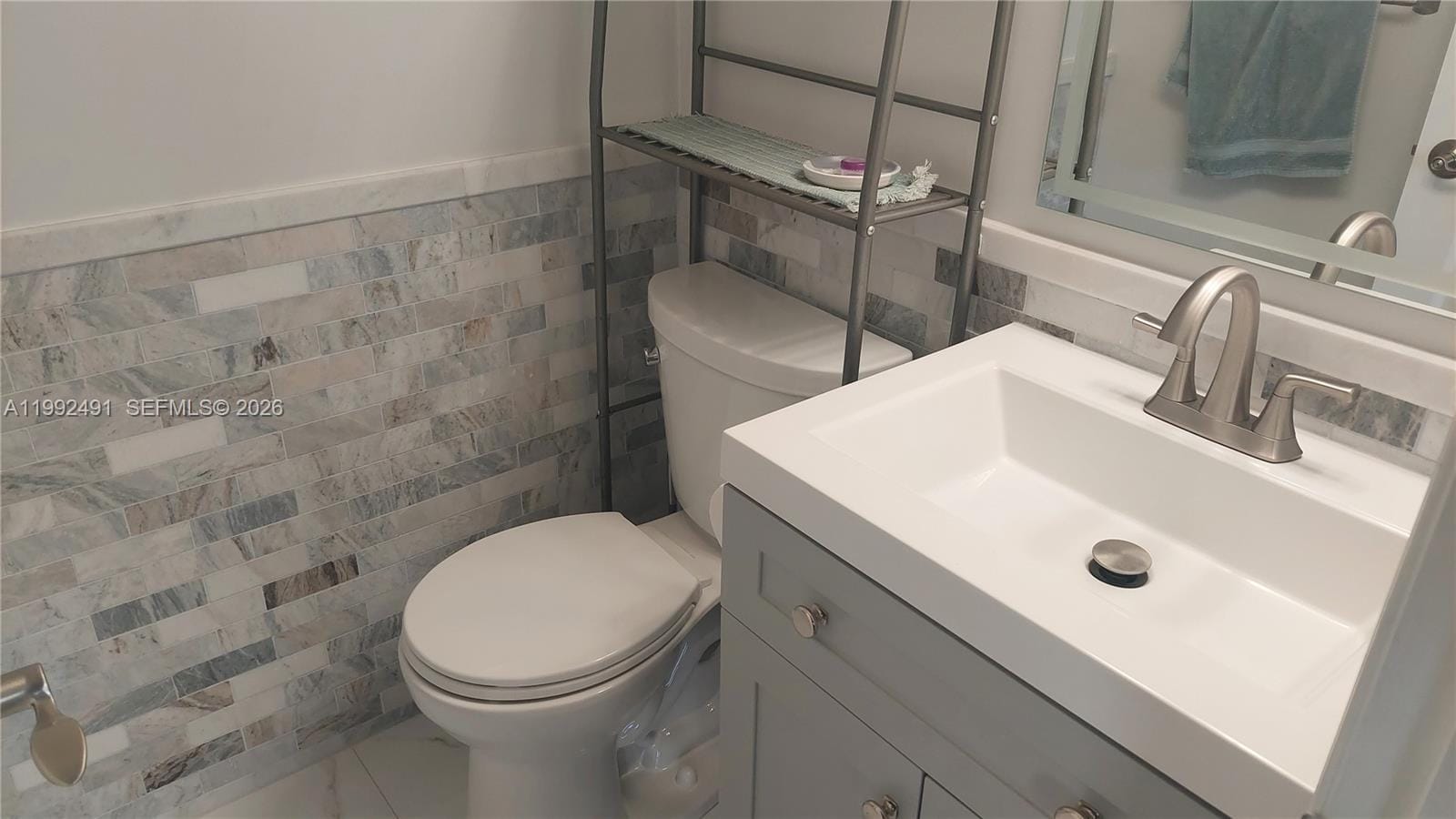 1731 SE 15th Street 402, Fort Lauderdale, FL 33316 photo 11