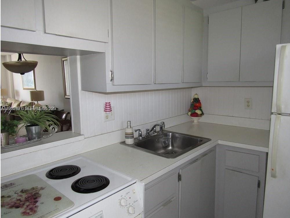 1731 SE 15th Street 402, Fort Lauderdale, FL 33316 photo 5