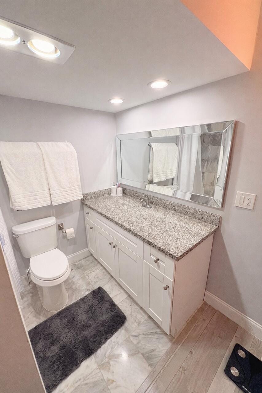 605 Oaks Drive 304, Pompano Beach, FL 33069 photo 16