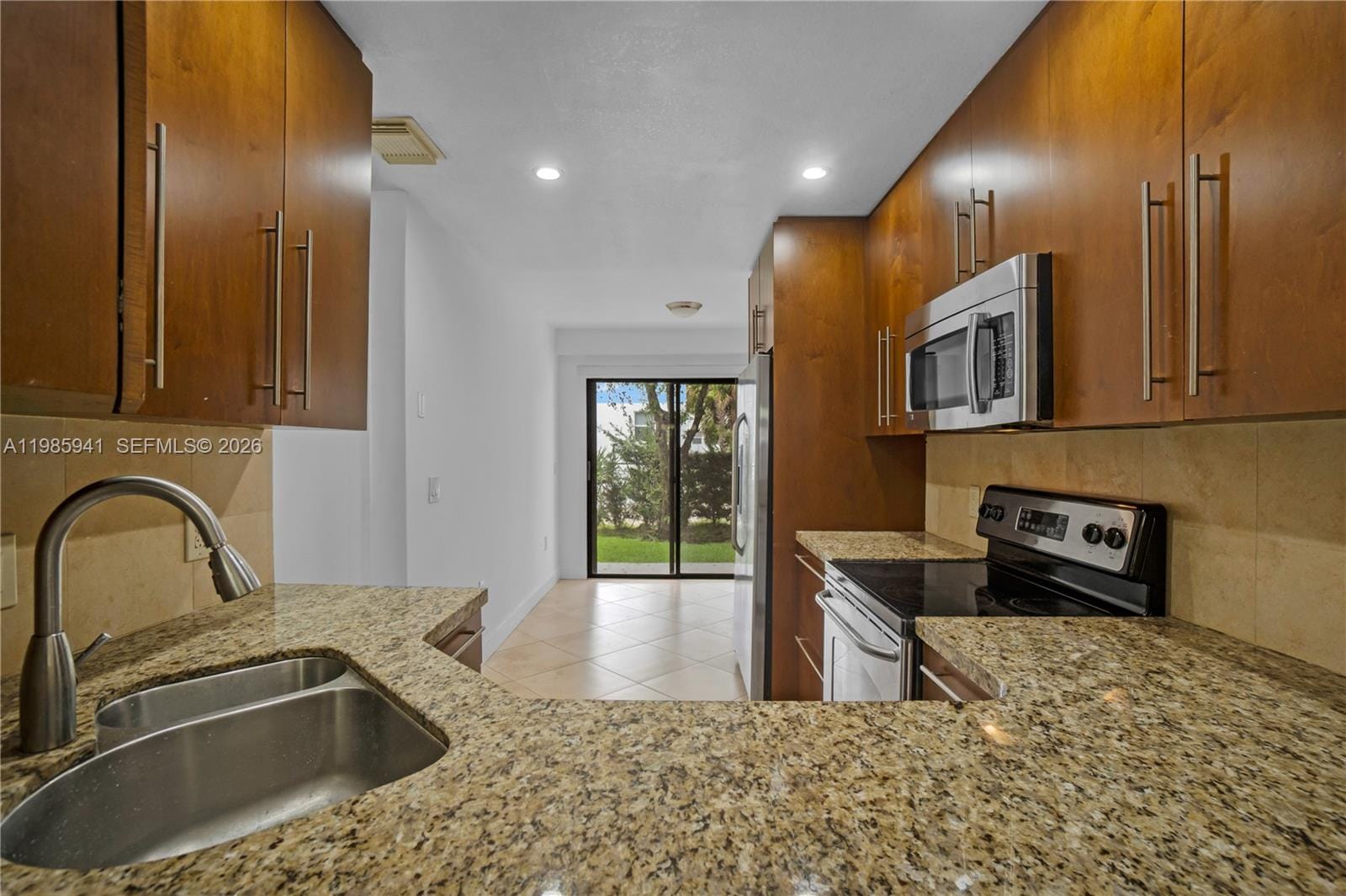 1634 N 15th Terrace, Hollywood, FL 33020 photo 11