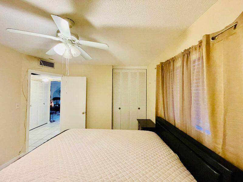 5051 W Oakland Park Boulevard W Unit E212, Lauderdale Lakes, FL 33313, Lauderdale Lakes
