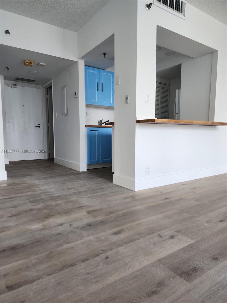 520 Brickell Key Drive A1517, Miami, FL 33131, Miami