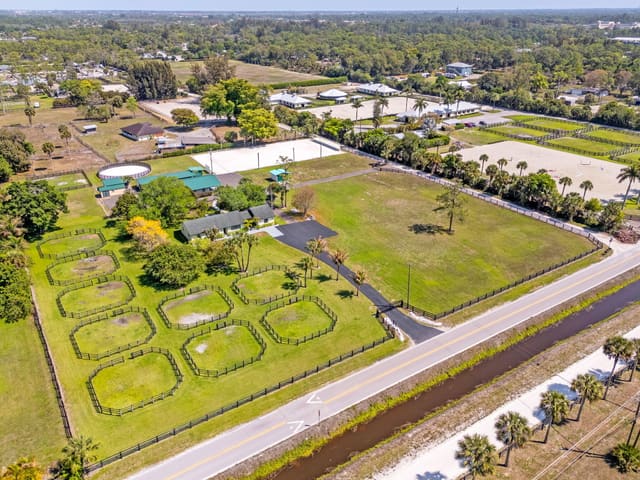 1230 F Road, Loxahatchee Groves, FL 33470