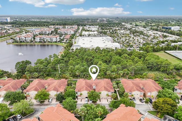 4901 Bonsai Circle 105, sold in Legends At The Gardens Condo, Palm Beach Gardens, FL