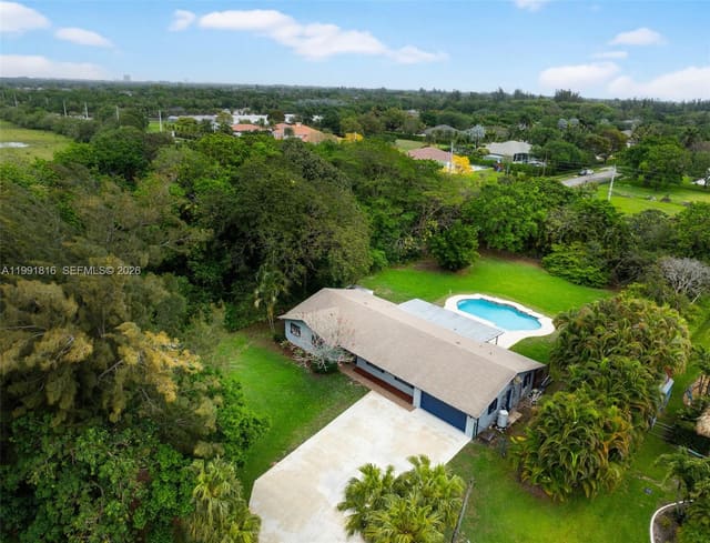 2600 SW 154th Lane, sold in D & M Acres, Davie, FL