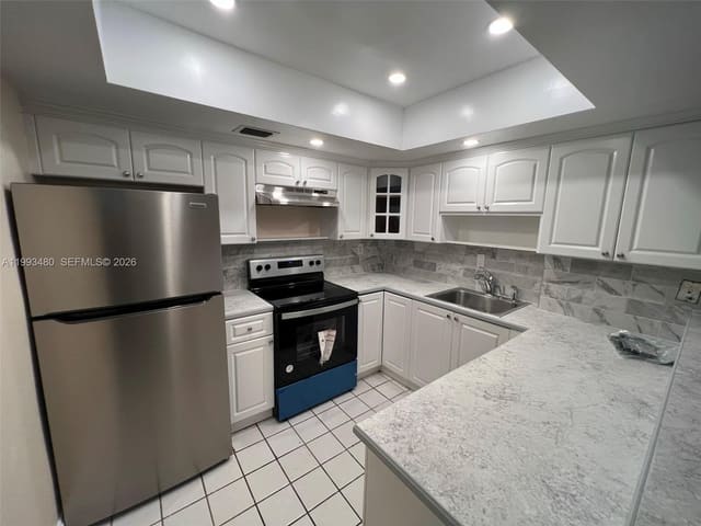 2605 NW 47th Terrace 103, Lauderdale Lakes, FL 33313