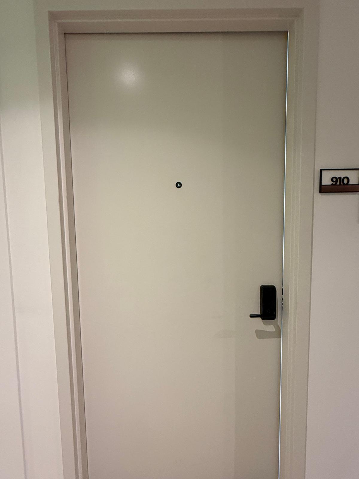225 N Miami Avenue 910 — photo 4