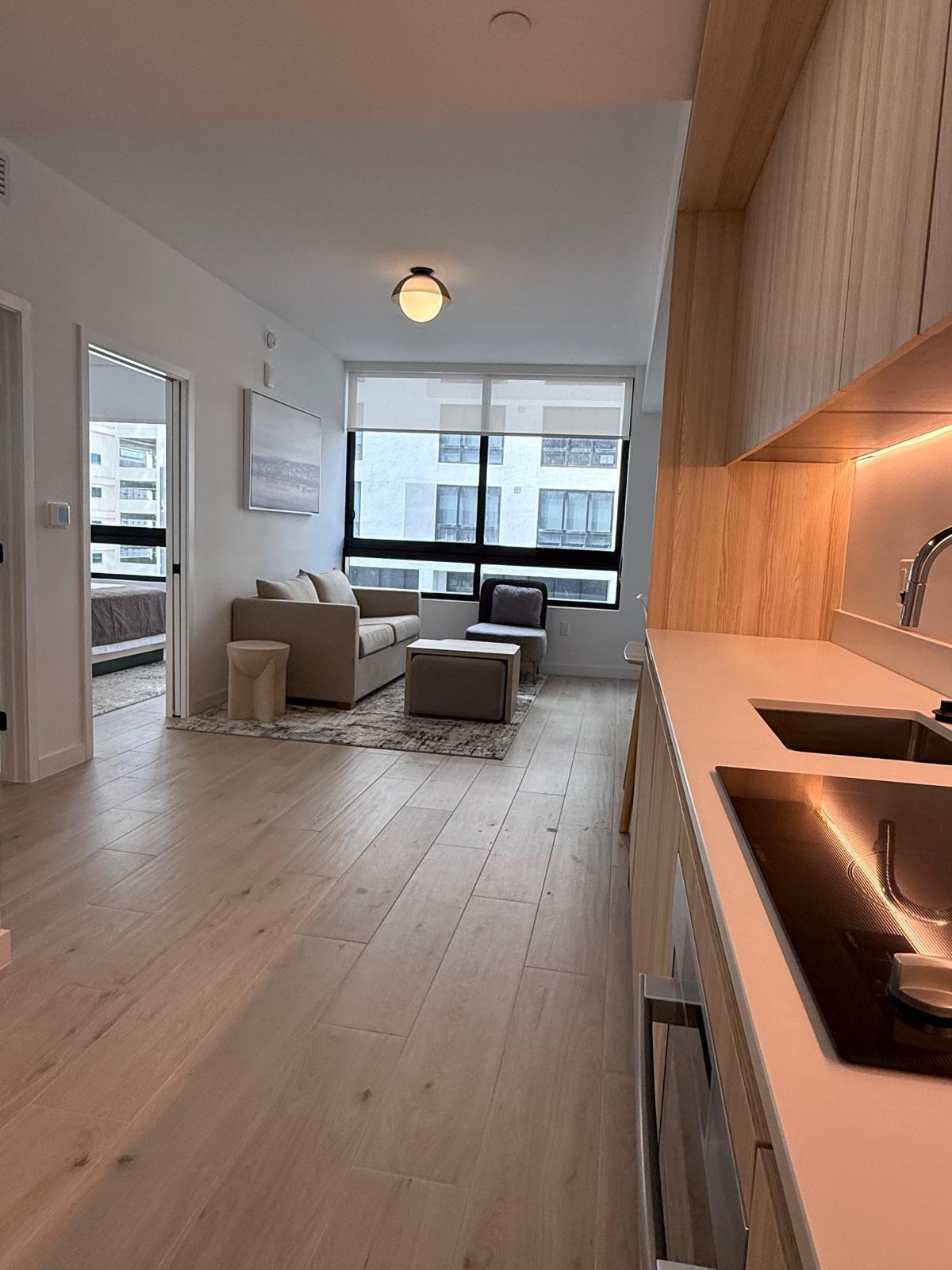 225 N Miami Avenue 910 — photo 8