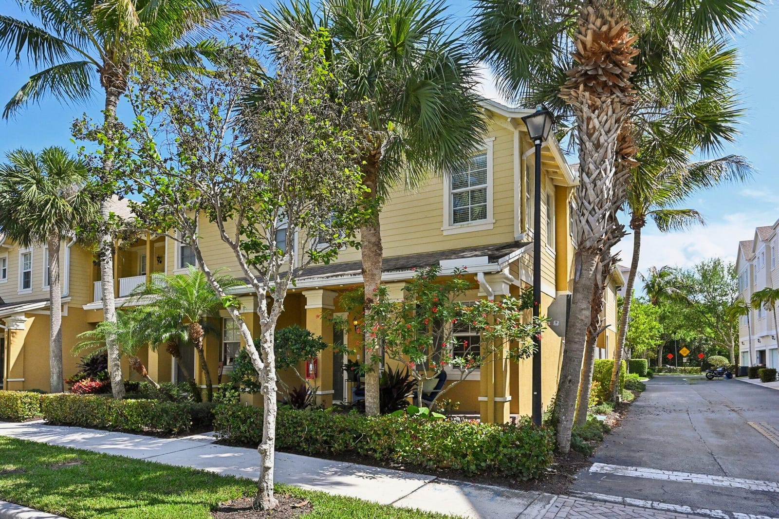 110 E Pigeon Plum Drive 108, Jupiter, FL 33458 photo 2
