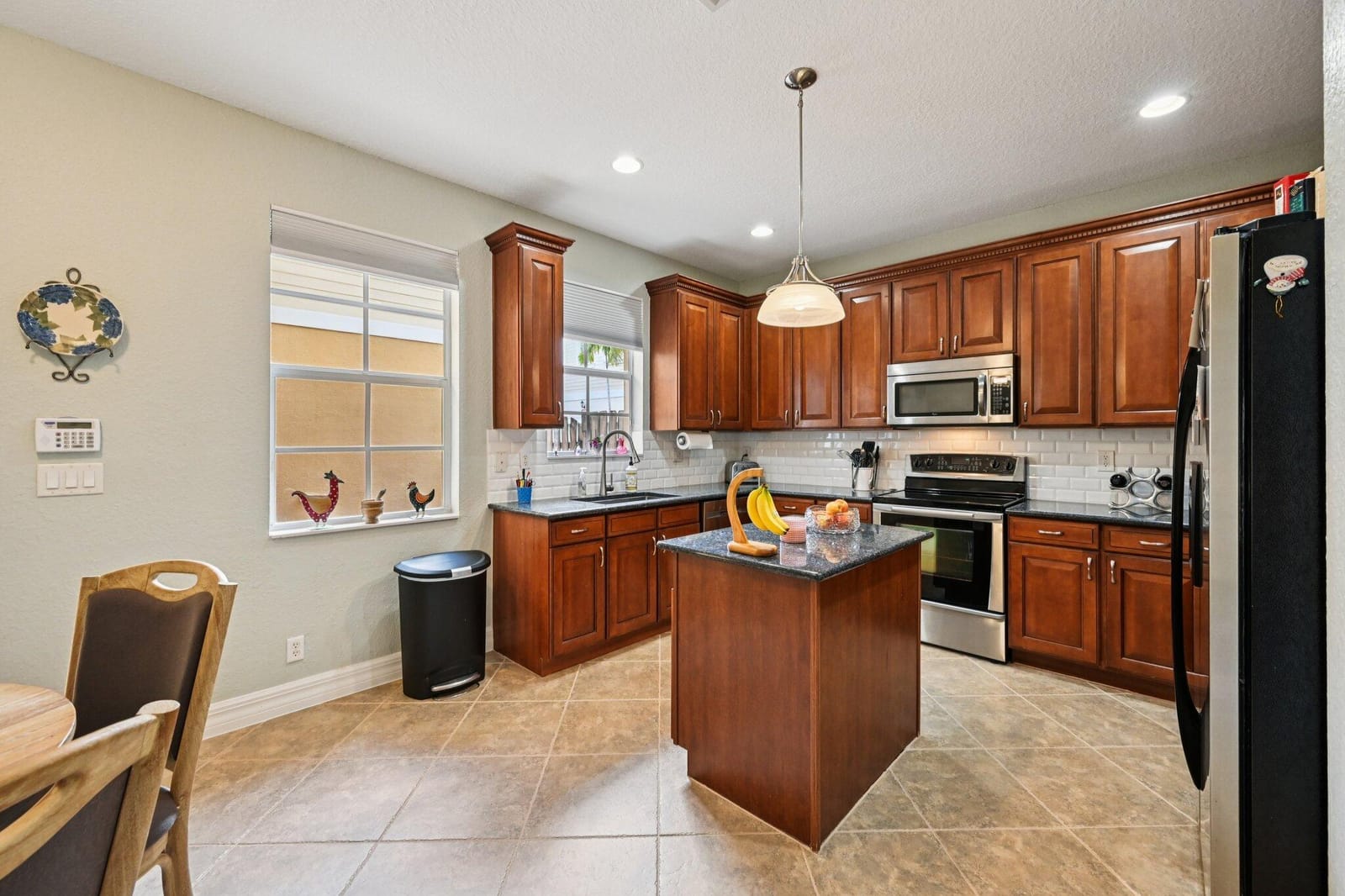 110 E Pigeon Plum Drive 108, Jupiter, FL 33458 photo 12
