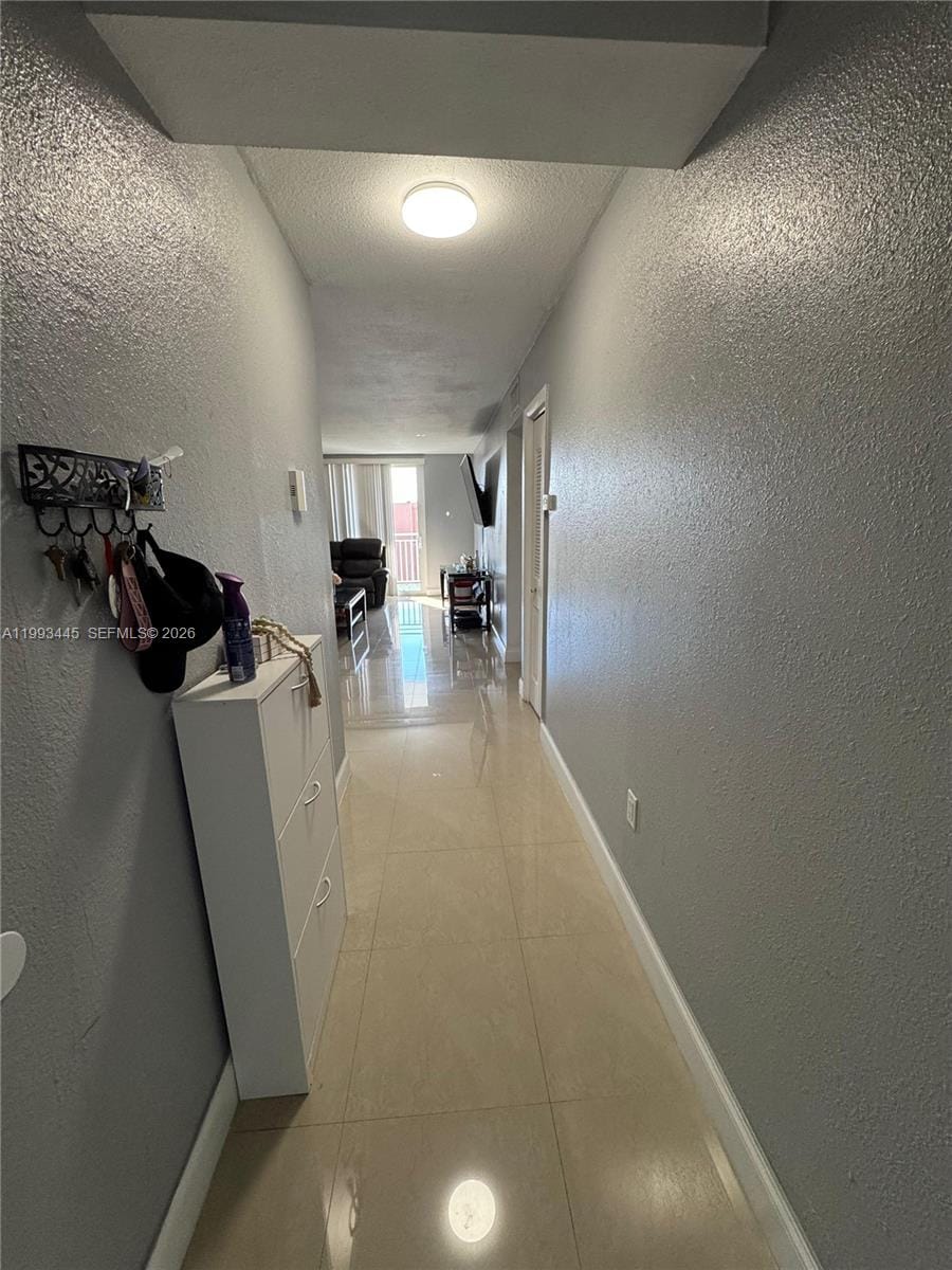 6960 Miami Gardens Drive 2516 — photo 4