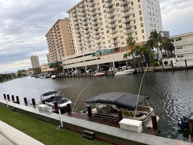 440 Paradise Isle Boulevard 205, Hallandale Beach, FL 33009