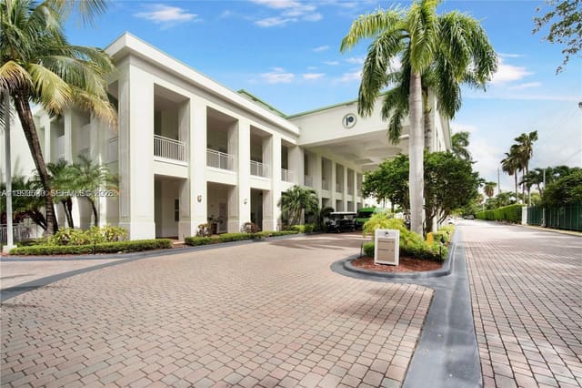 5300 NW 87th Avenue 1107, The Blue A Resort Hotel C, Doral, FL