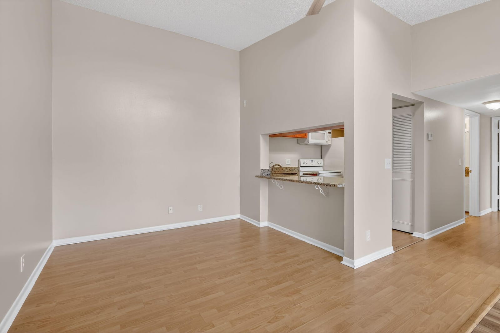 624 Sea Pine Way B3 — photo 7
