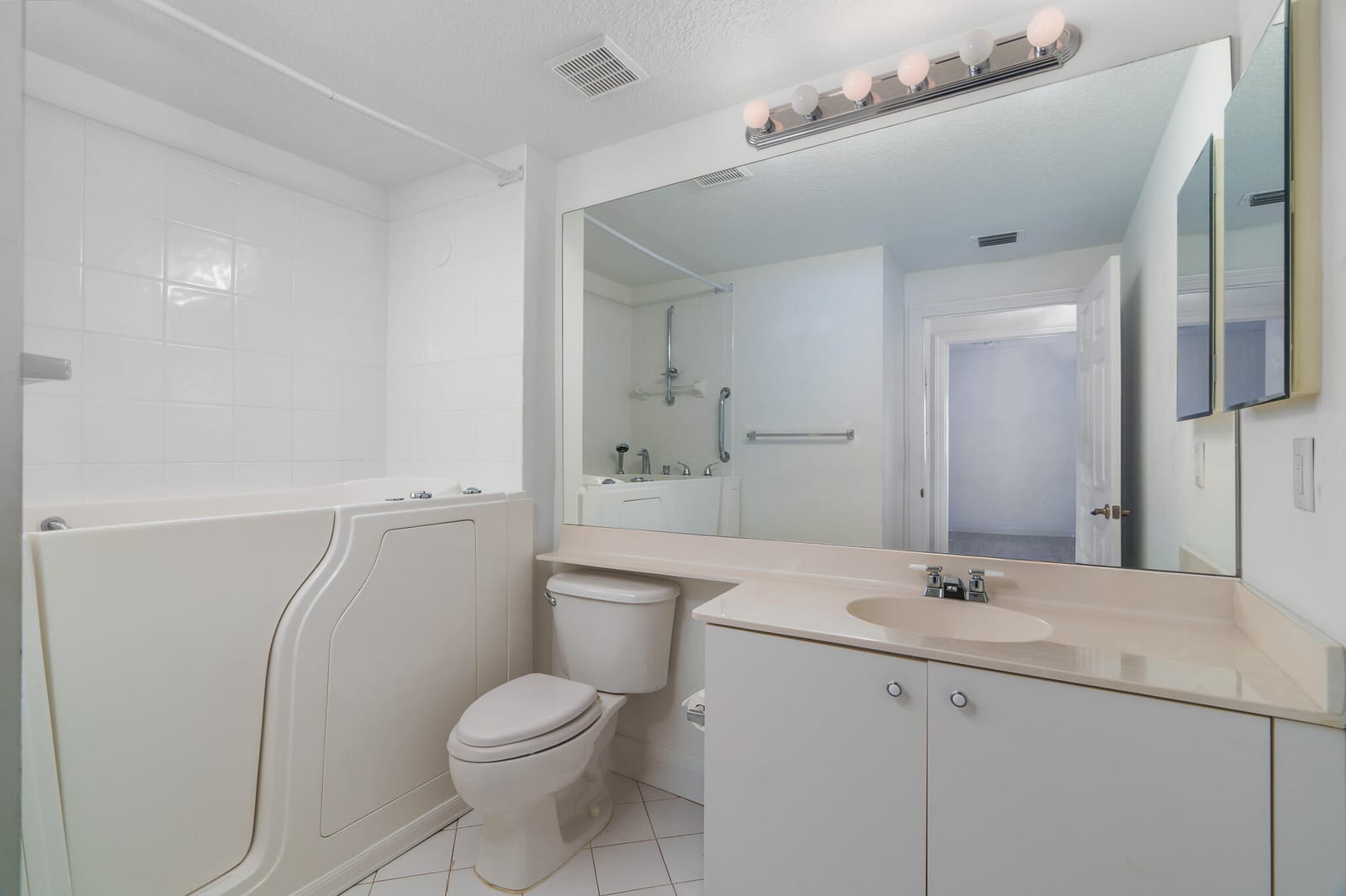 7623 Southampton Terrace 102, Tamarac, FL 33321 photo 24