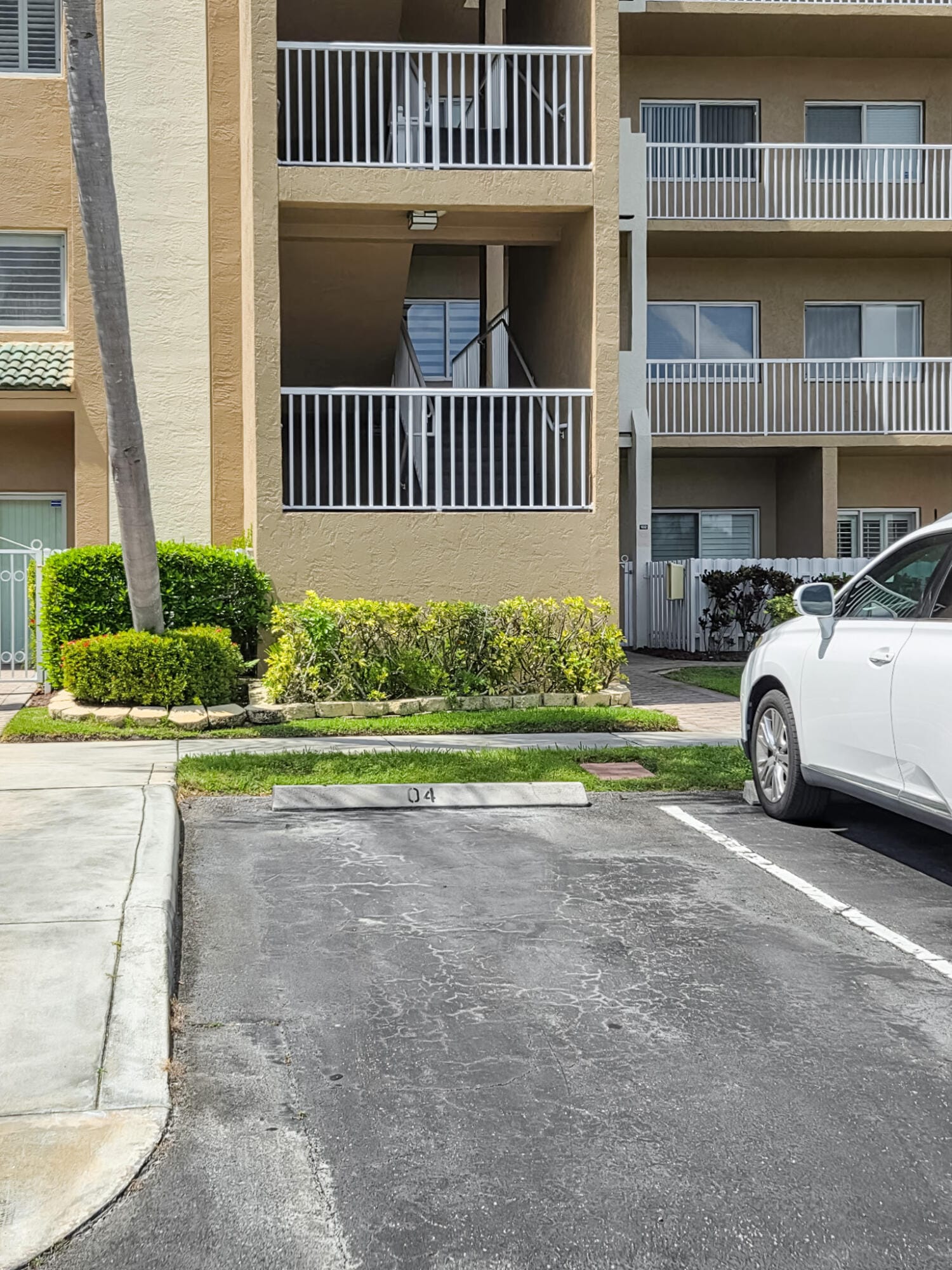 7623 Southampton Terrace 102, Tamarac, FL 33321 photo 6