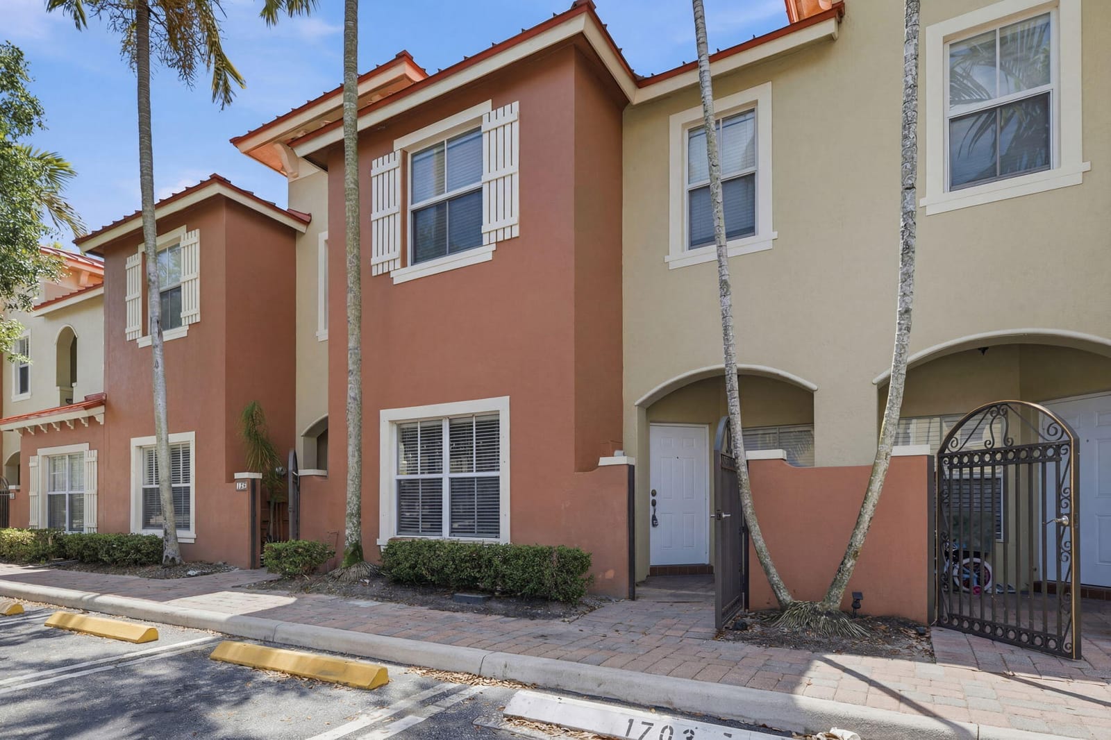 178 Lake Monterey Circle, Boynton Beach, FL 33426 photo 2