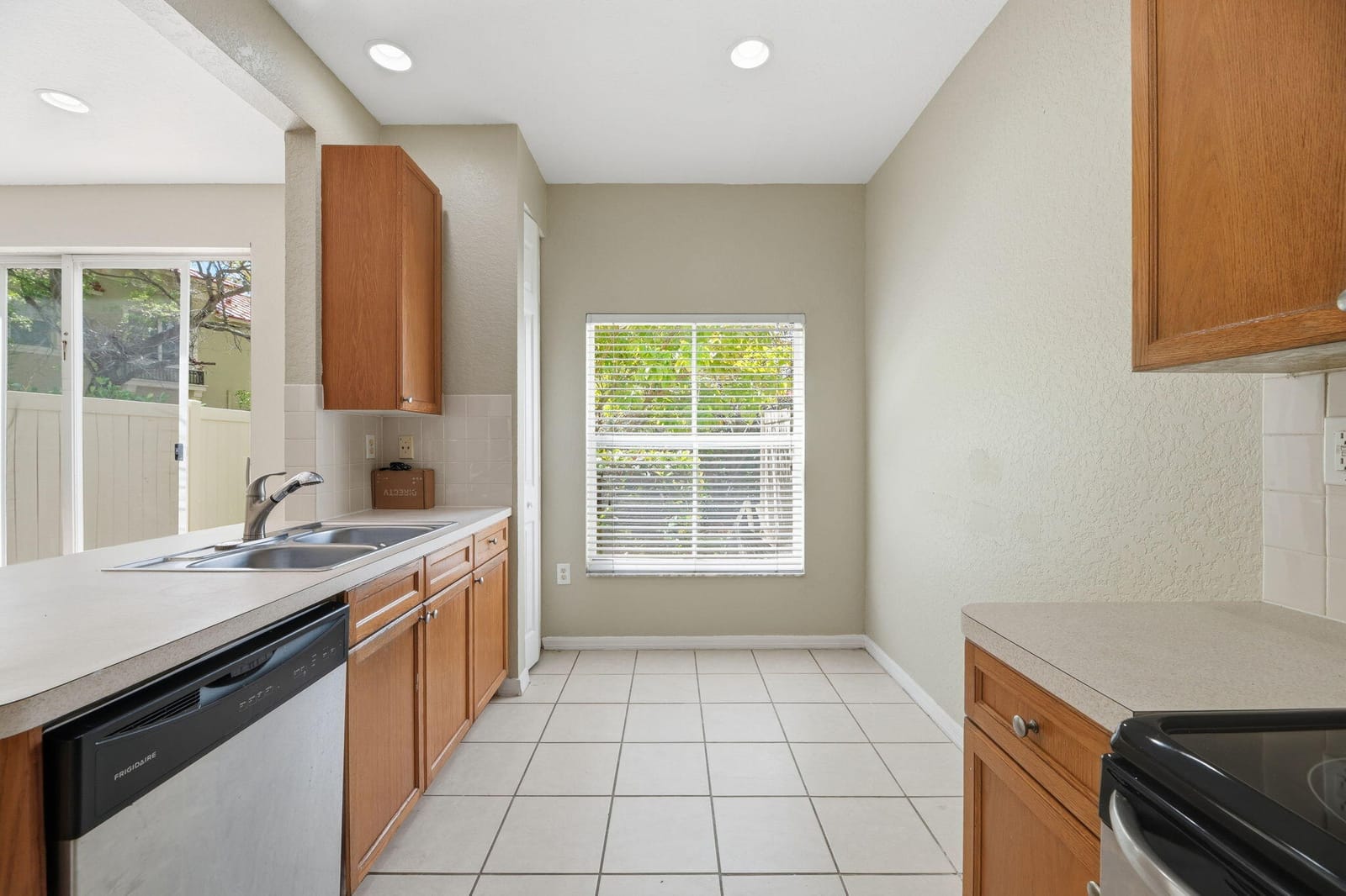 178 Lake Monterey Circle, Boynton Beach, FL 33426 photo 13