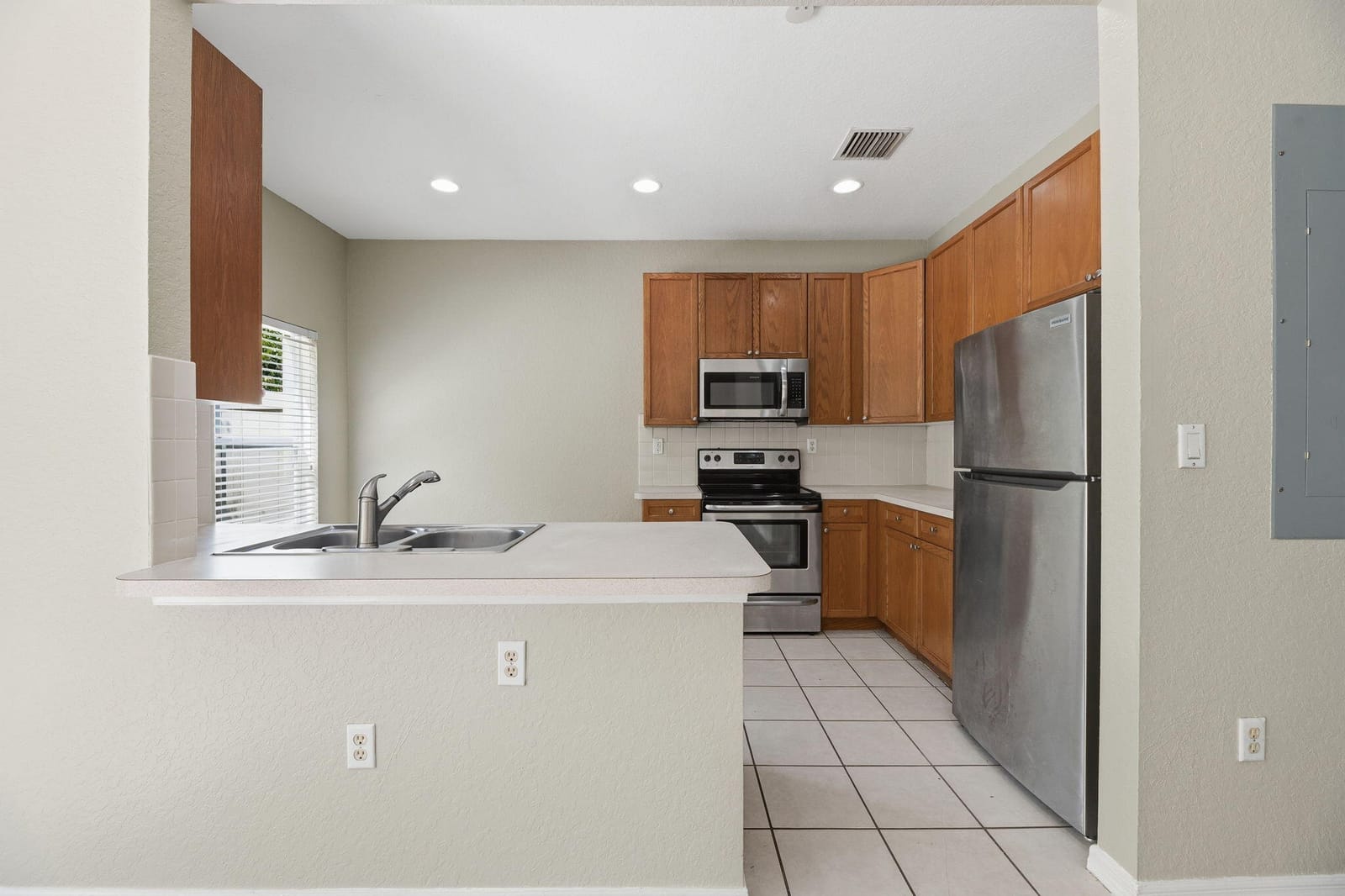 178 Lake Monterey Circle, Boynton Beach, FL 33426 photo 10