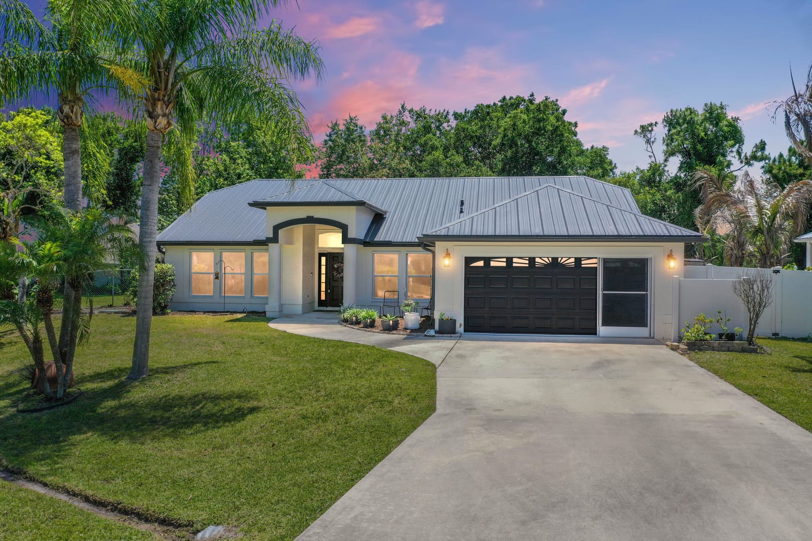5766 NW Jigsaw Lane, Port St. Lucie, FL 34986