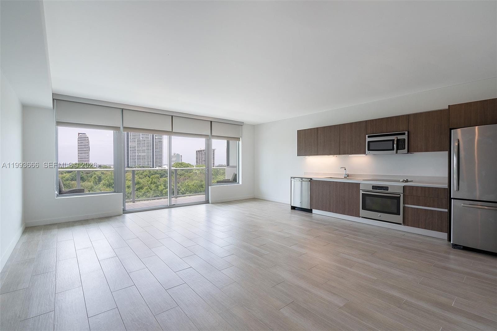 1600 SW 1st Avenue 711, Miami, FL 33129 photo 2