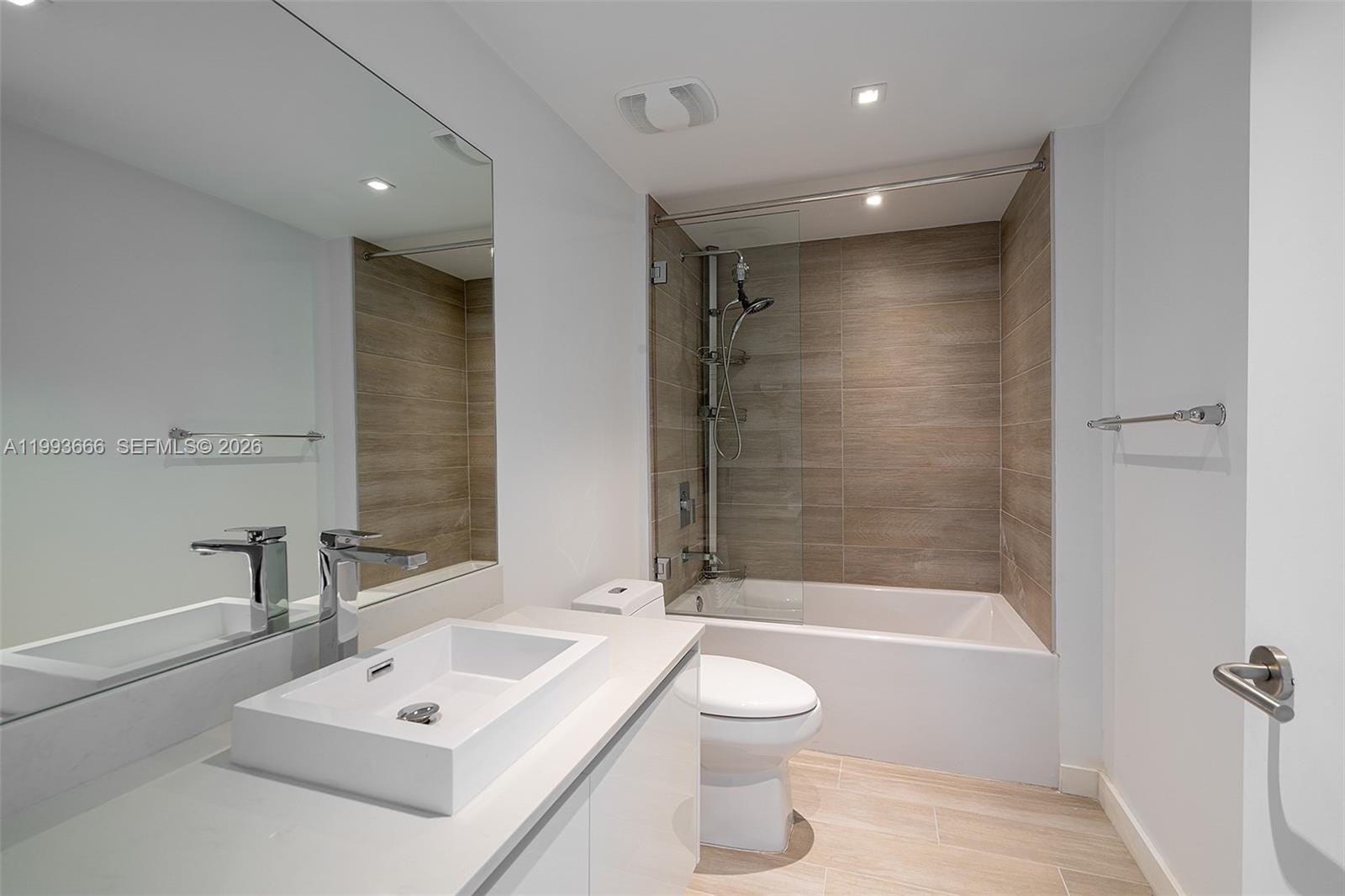 1600 SW 1st Avenue 711, Miami, FL 33129 photo 5