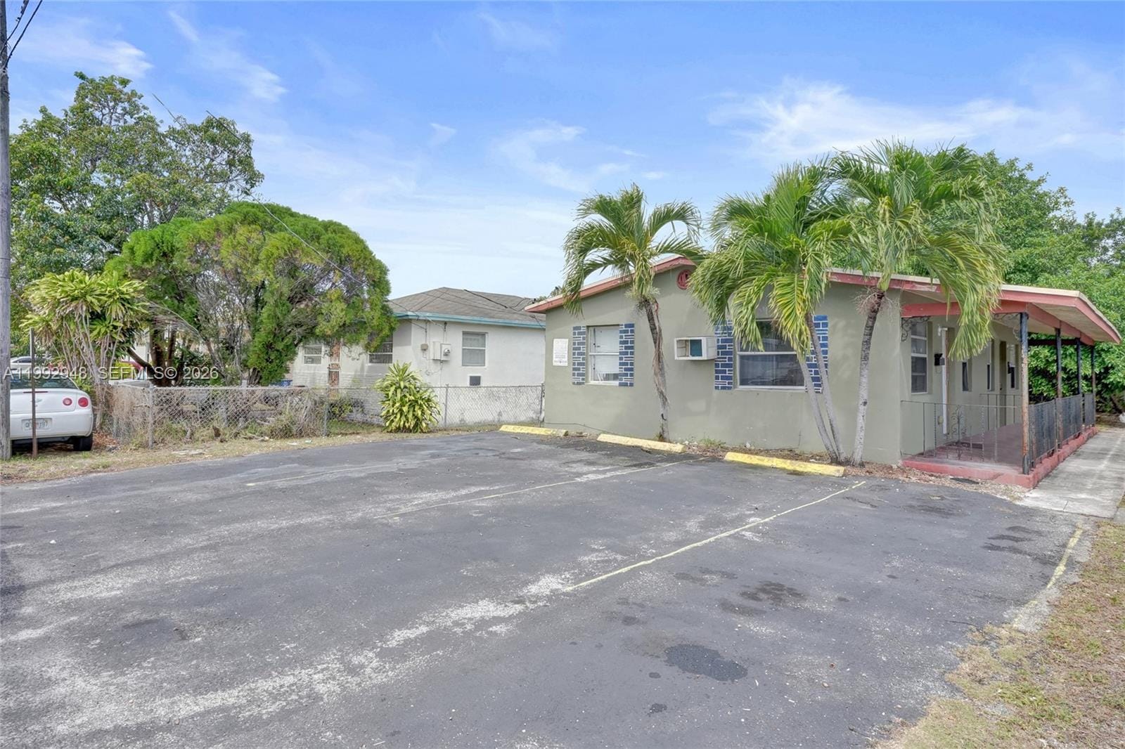 724 NW 6th Street, Hallandale Beach, FL 33009