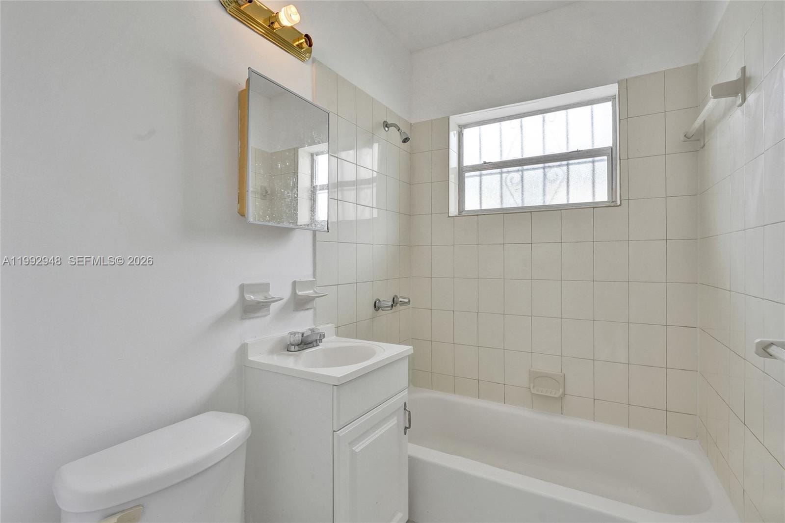 724 NW 6th Street, Hallandale Beach, FL 33009 photo 15