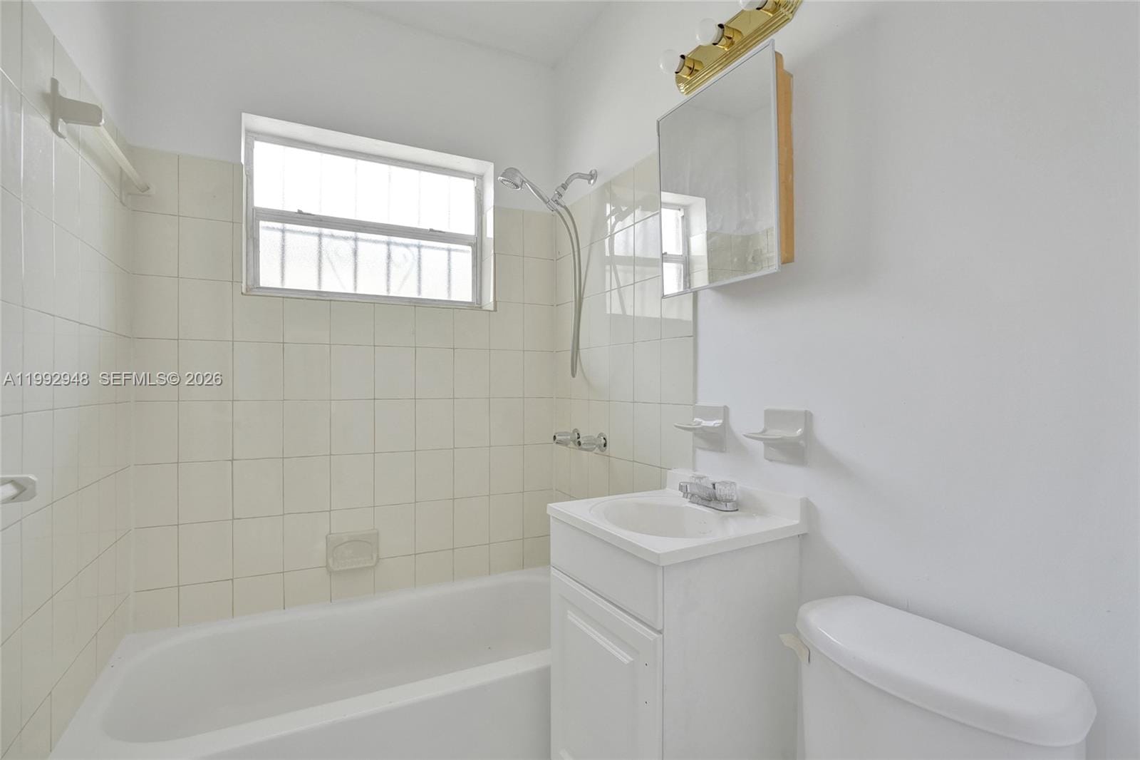 724 NW 6th Street, Hallandale Beach, FL 33009 photo 6