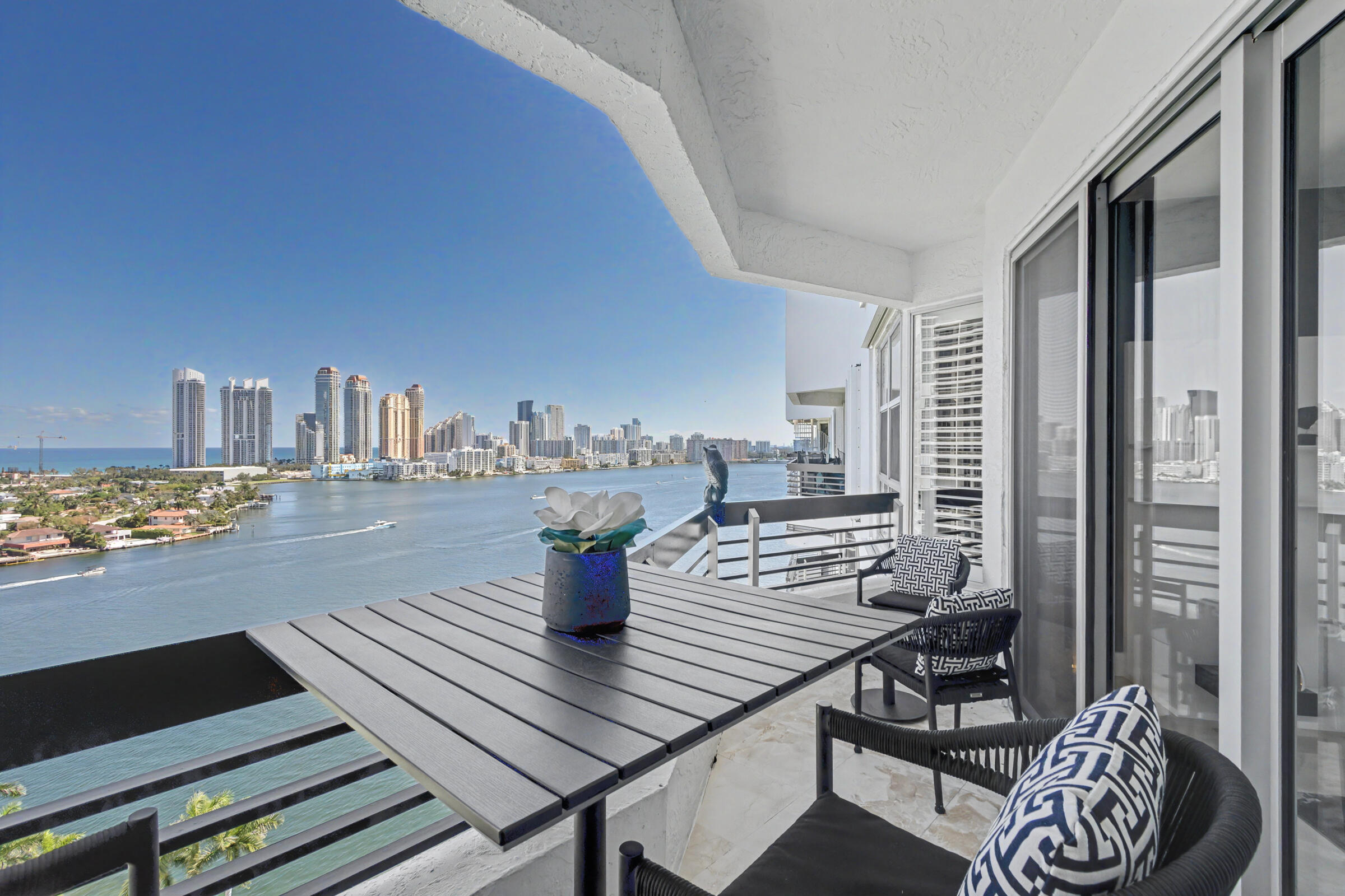 3600 Mystic Pointe Drive Ph16, Aventura, FL 33180, Aventura