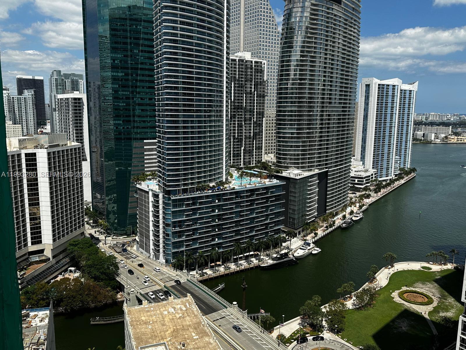 500 Brickell Avenue 3307, Miami, FL 33131, Miami