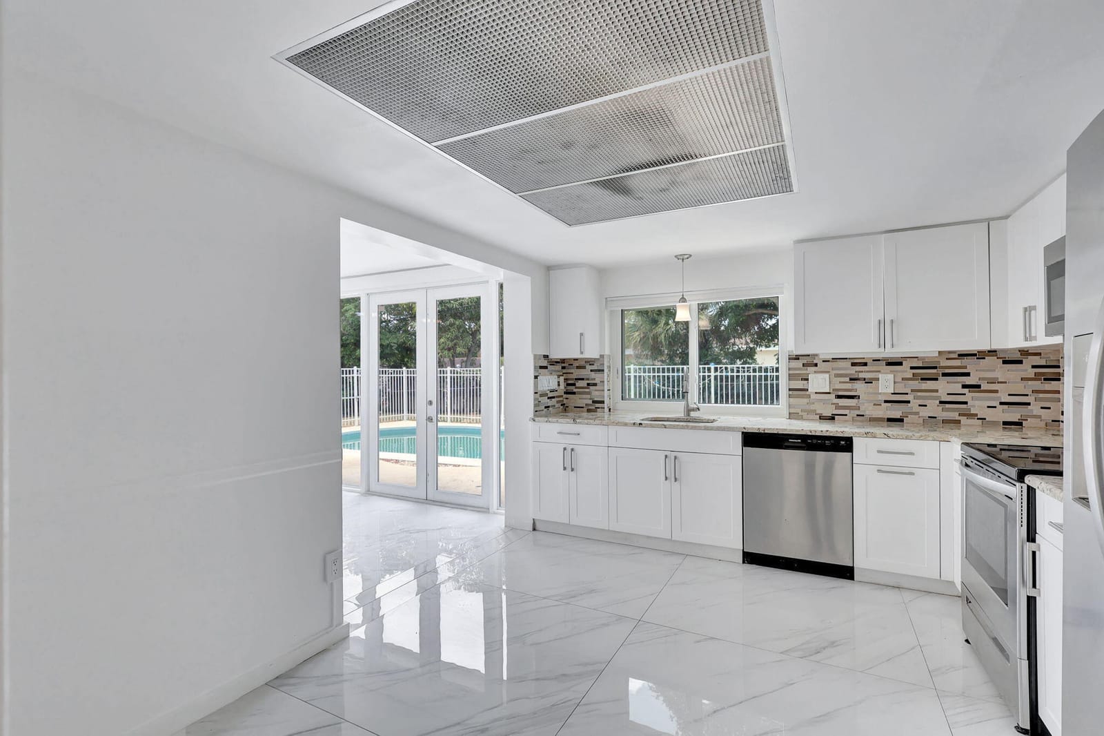 334 SW 13th Avenue, Boynton Beach, FL 33435 photo 14