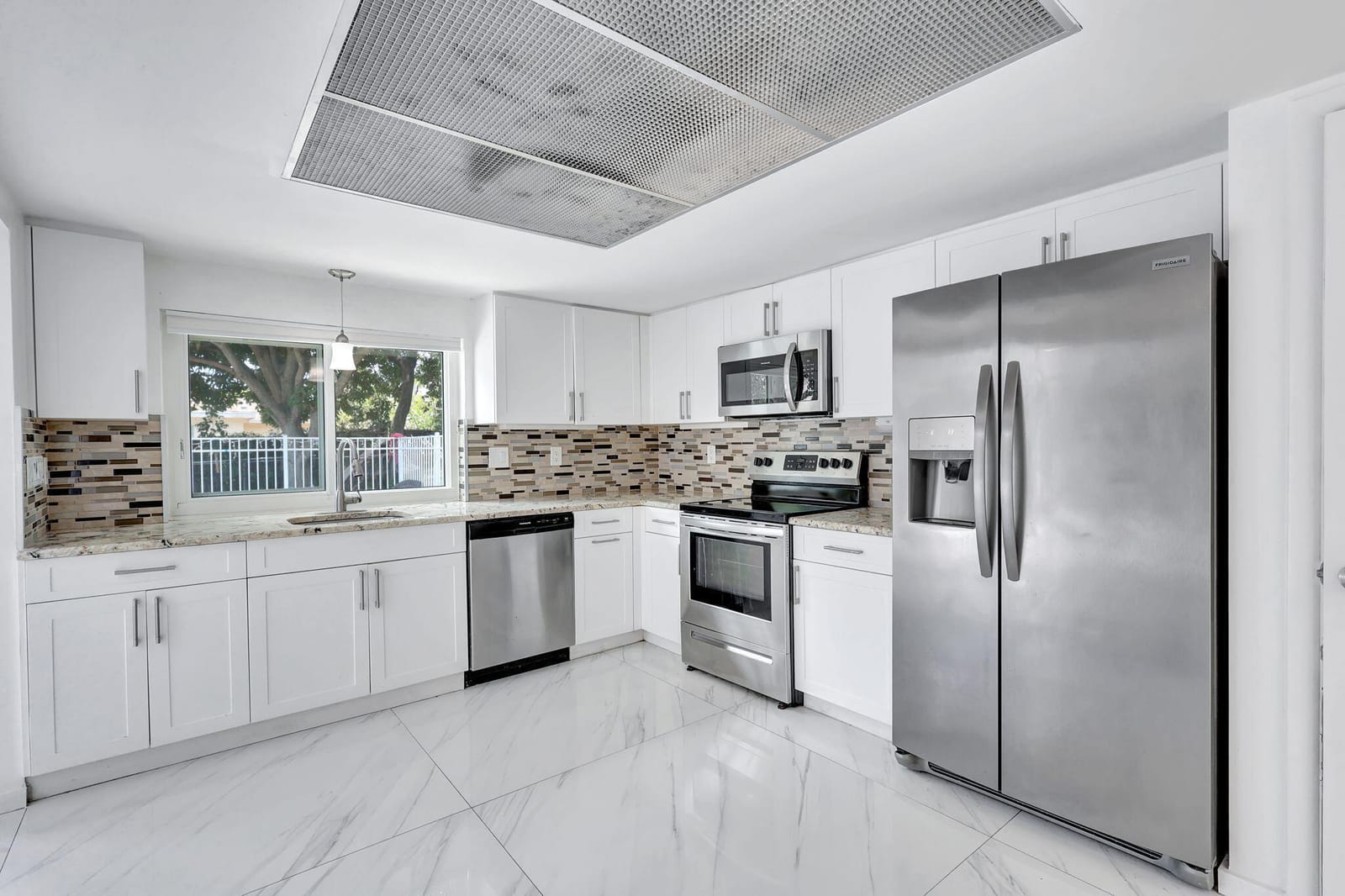 334 SW 13th Avenue, Boynton Beach, FL 33435 photo 15