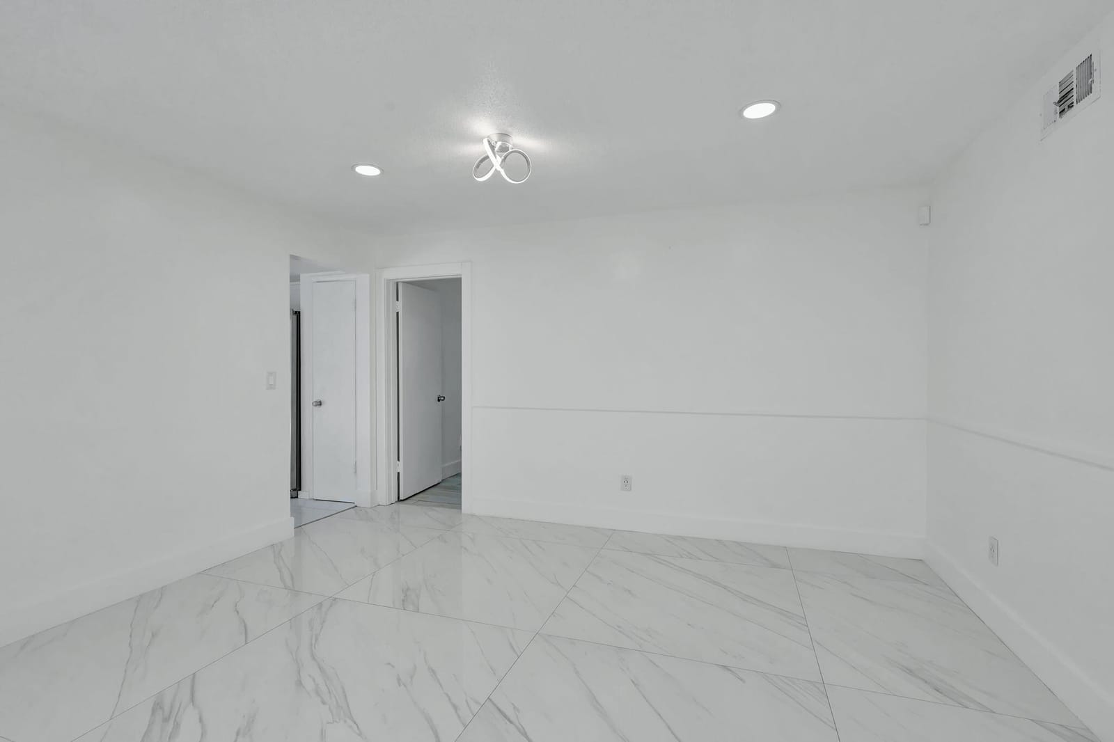 334 SW 13th Avenue, Boynton Beach, FL 33435 photo 19