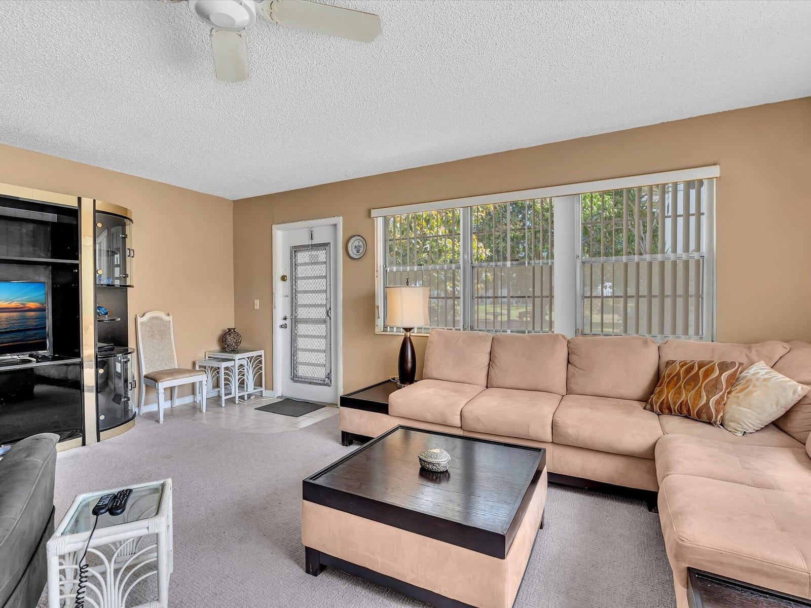5 MARKHAM A A — photo 6