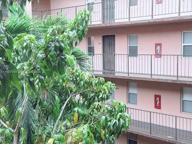 2841 Somerset Drive 305, Lauderdale Lakes, FL 33311, Lauderdale Lakes