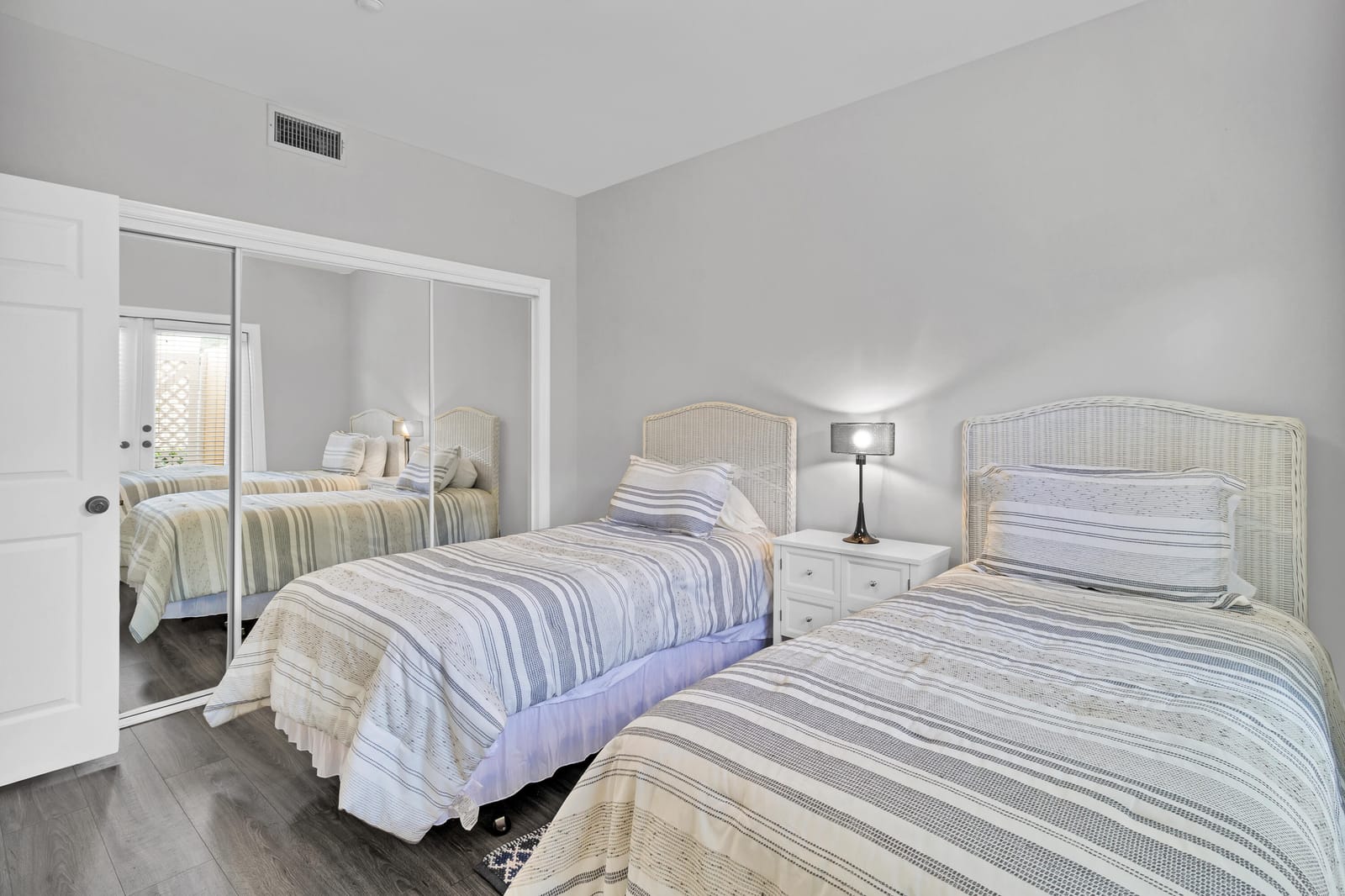 5520 N Harbor Village Drive 105, Vero Beach, FL 32967 photo 18