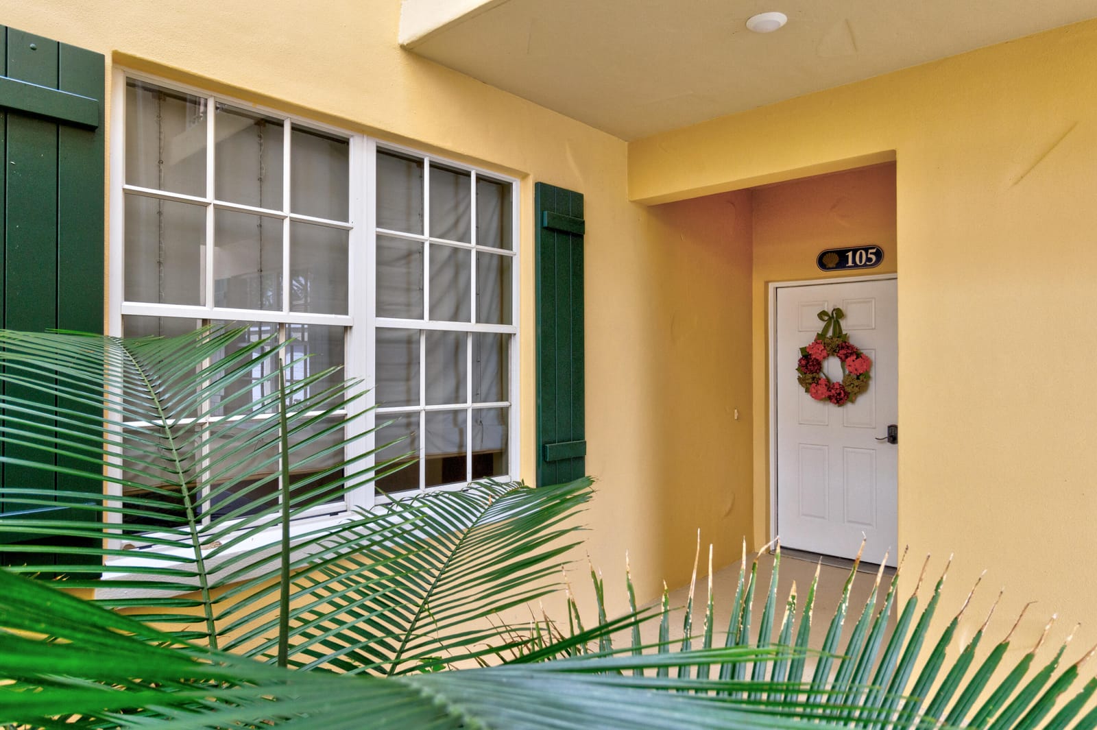 5520 N Harbor Village Drive 105 — photo 3
