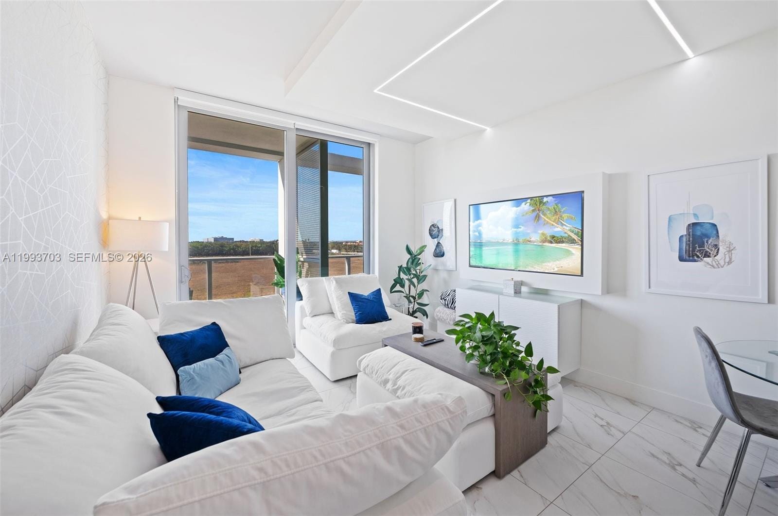 2000 Metropica Way 508 — photo 4